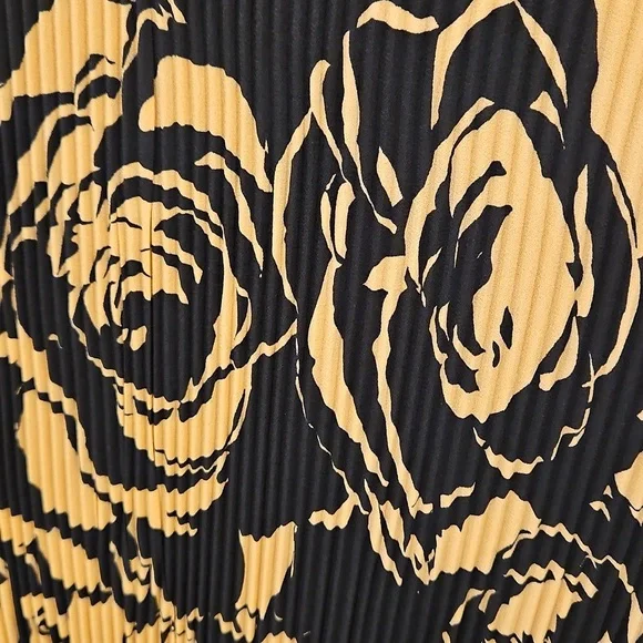 💕CHICO'S BLACK LABEL💕 Tiered Pleated Dress Abstract Floral Neutral Combo NWOT - Picture 8 of 11